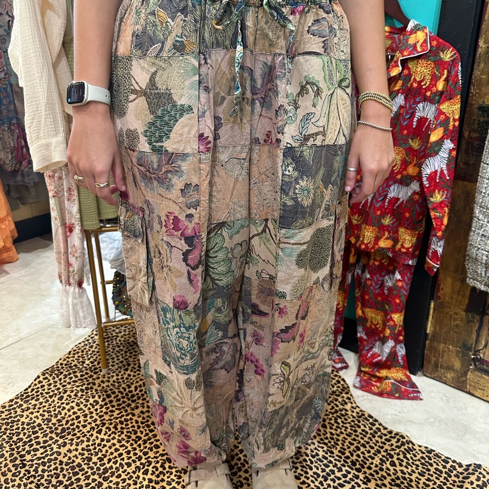 Wide Leg Floral Patchwork Pants in Multicolor - Picture 4 of 11